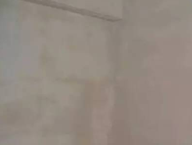 【内墙常见问题】如何解决涂膜光泽不均问题？